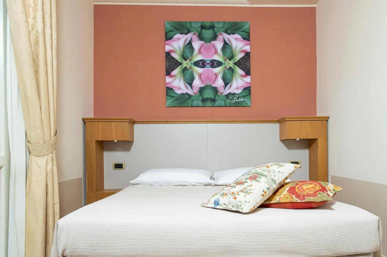 Relais Concorde Aparthotel กรอตตัมมาเร ภายนอก รูปภาพ