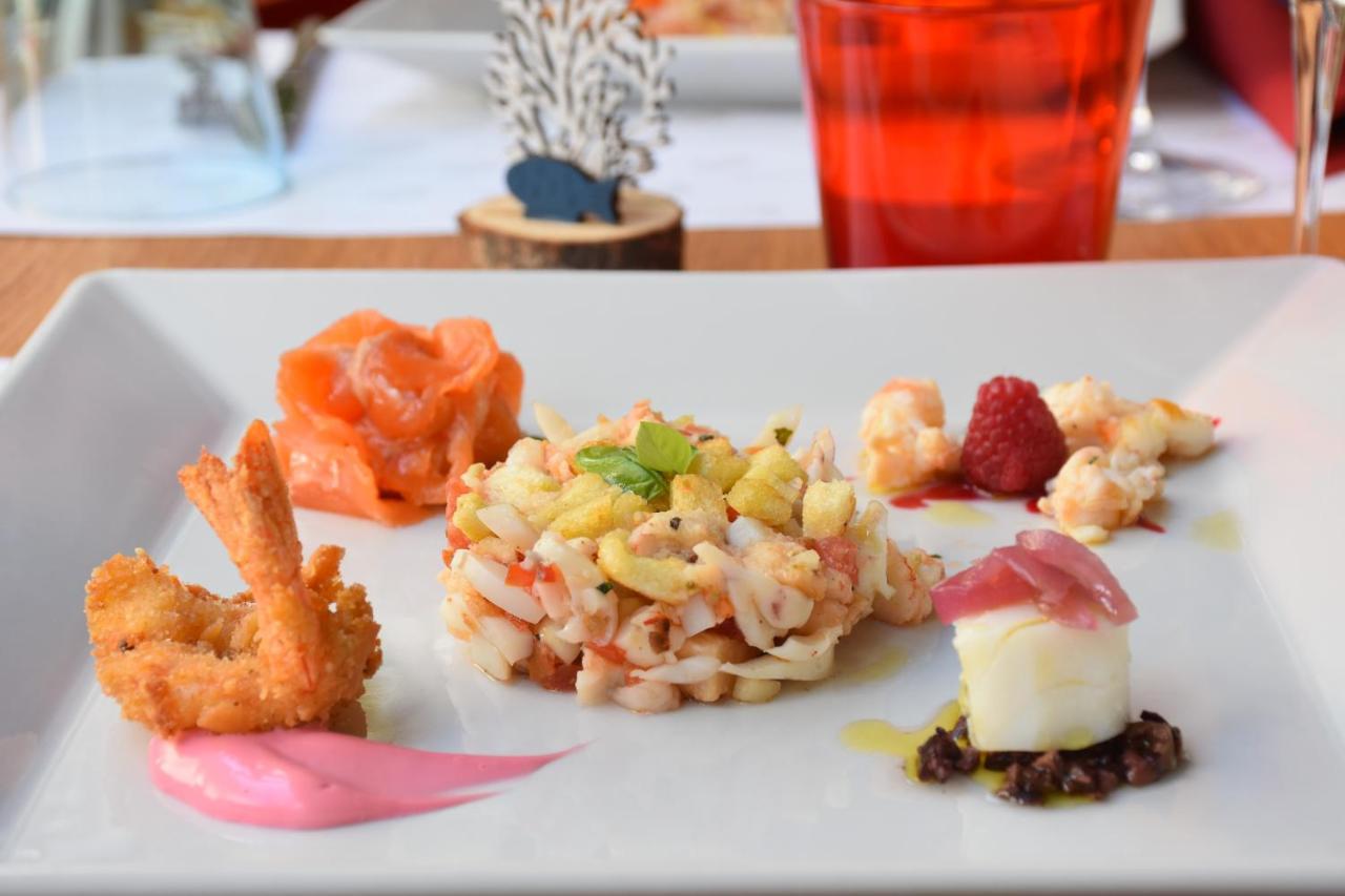 Relais Concorde Aparthotel กรอตตัมมาเร ภายนอก รูปภาพ
