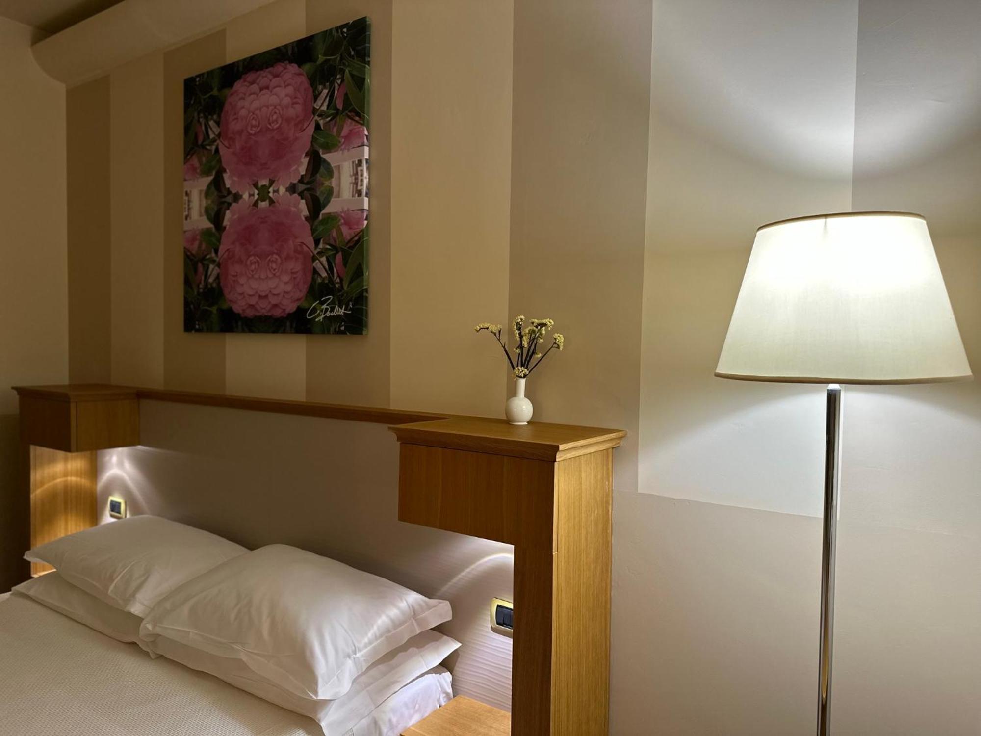 Relais Concorde Aparthotel กรอตตัมมาเร ภายนอก รูปภาพ