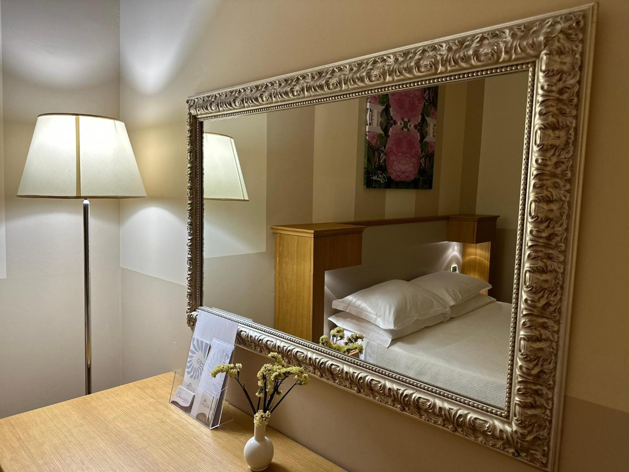 Relais Concorde Aparthotel กรอตตัมมาเร ภายนอก รูปภาพ